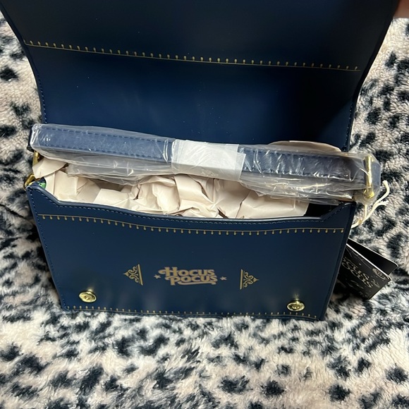 Hocus Pocus crossbody bag! - Picture 3 of 3